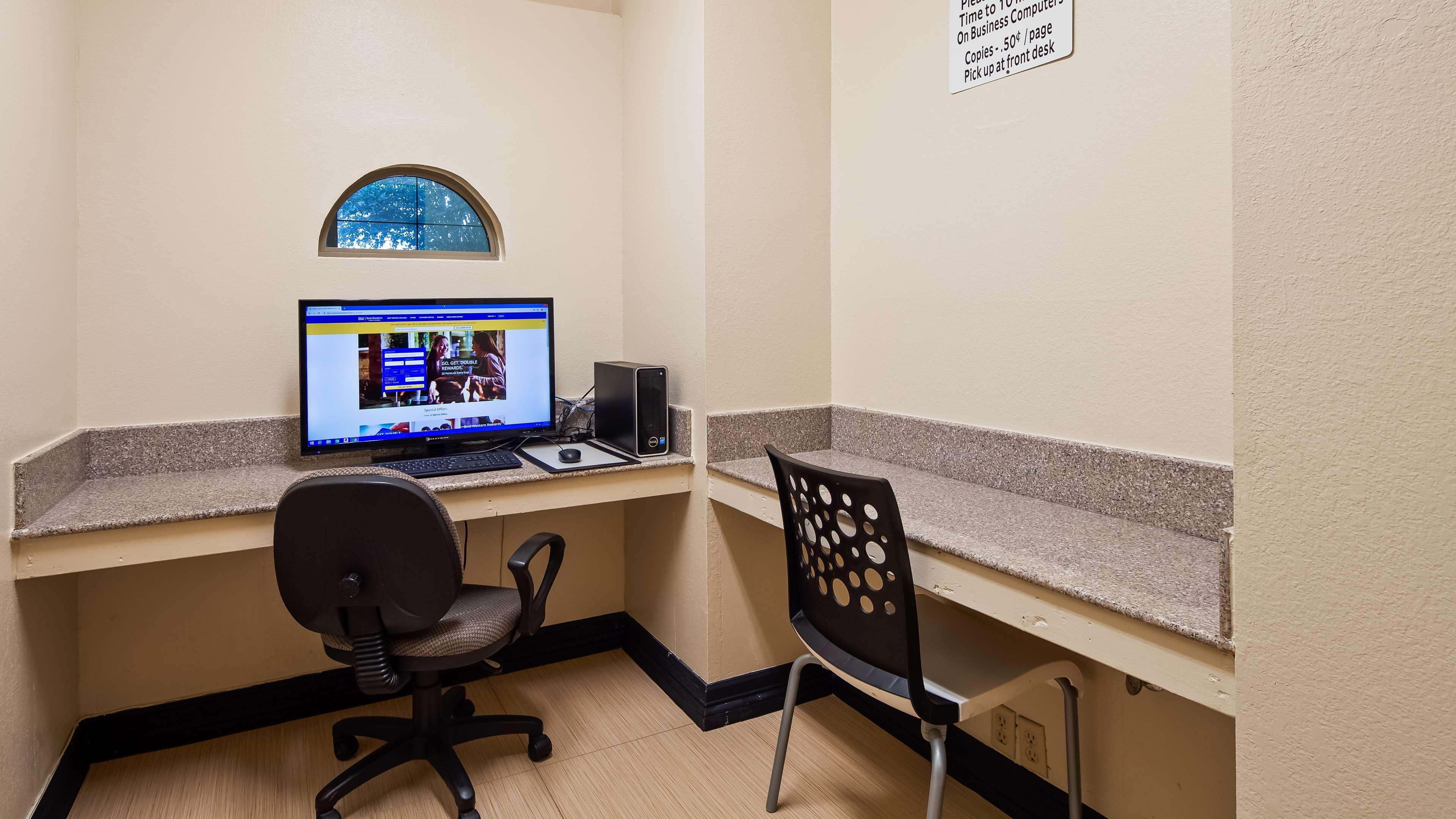 Surestay Plus By Best Western San Antonio Airport Eksteriør billede