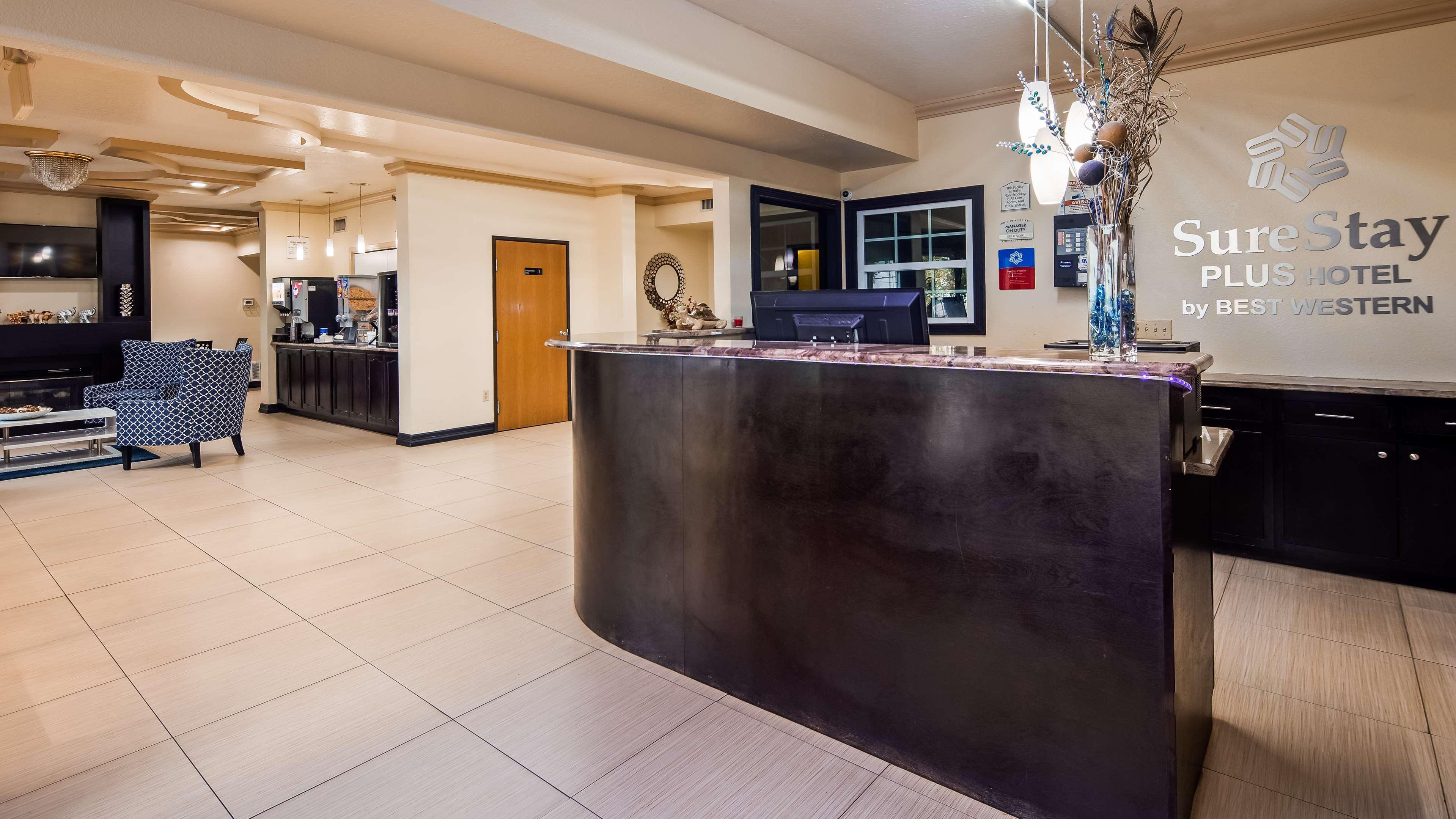 Surestay Plus By Best Western San Antonio Airport Eksteriør billede